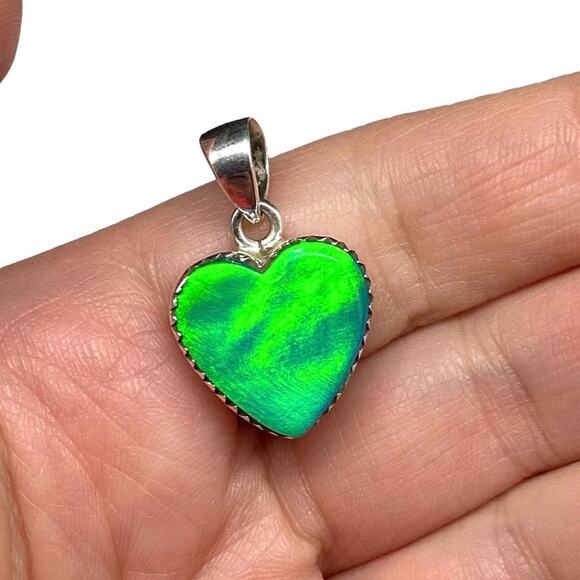 Aura Fire Opal Heart Necklace Pendant Solid 925 Sterling Silver Blue Green - Picture 2 of 6